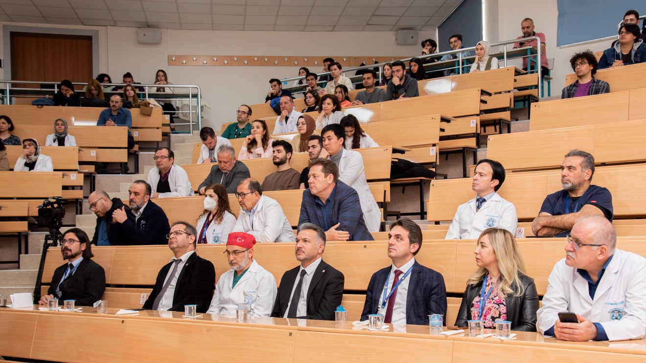 Selçuk Üniversitesi Tıp Fakültesinin eğitim - öğretim başarısı ikinci kez tescillendi